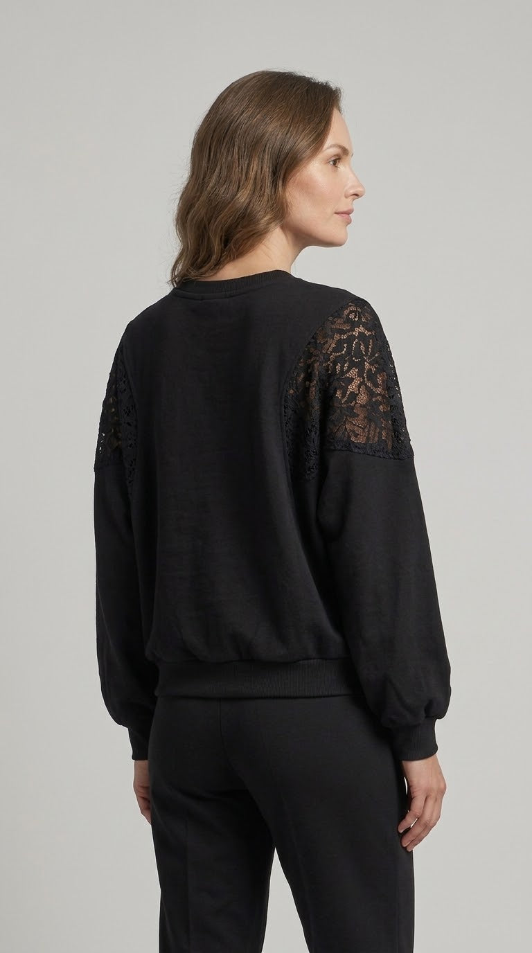 Felpa over Kikisix con pizzo su spalla 2 var. colore