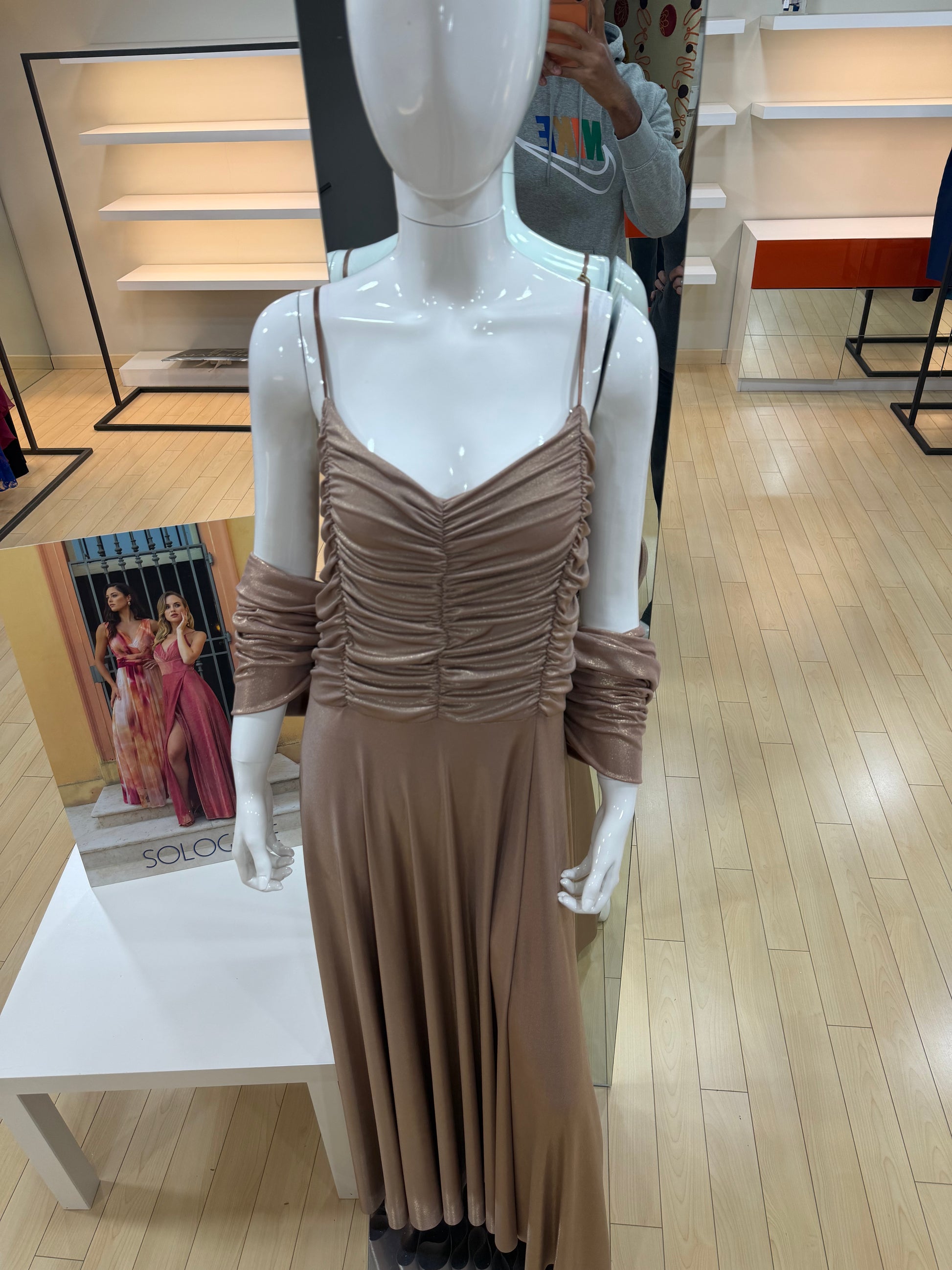 Abito Elegante Dorato Operà - Malerba Showroom