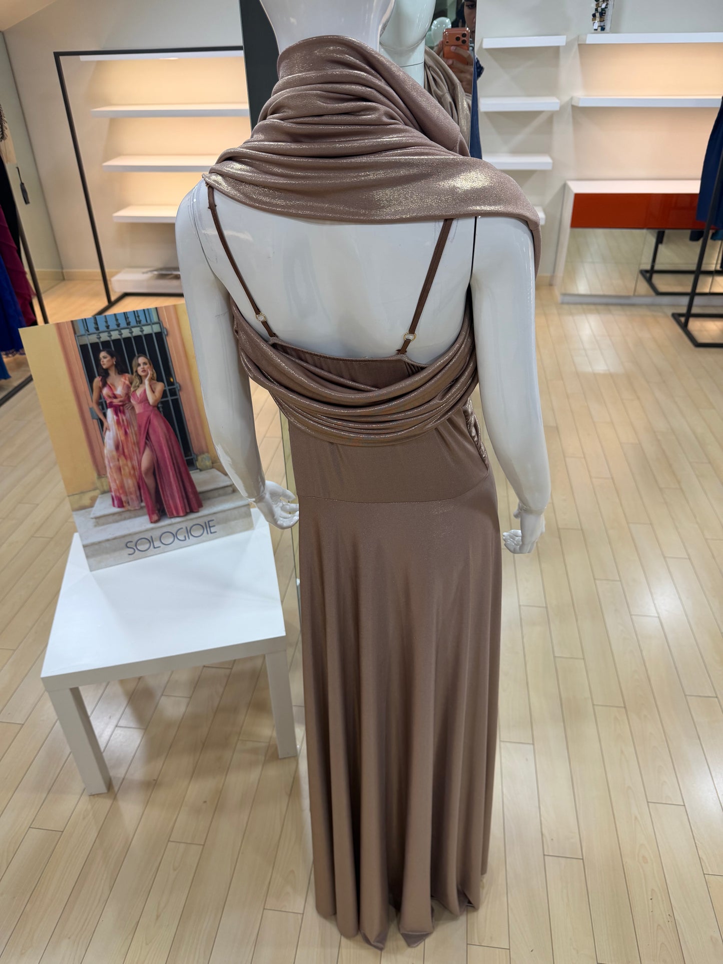 Abito Elegante Dorato Operà - Malerba Showroom