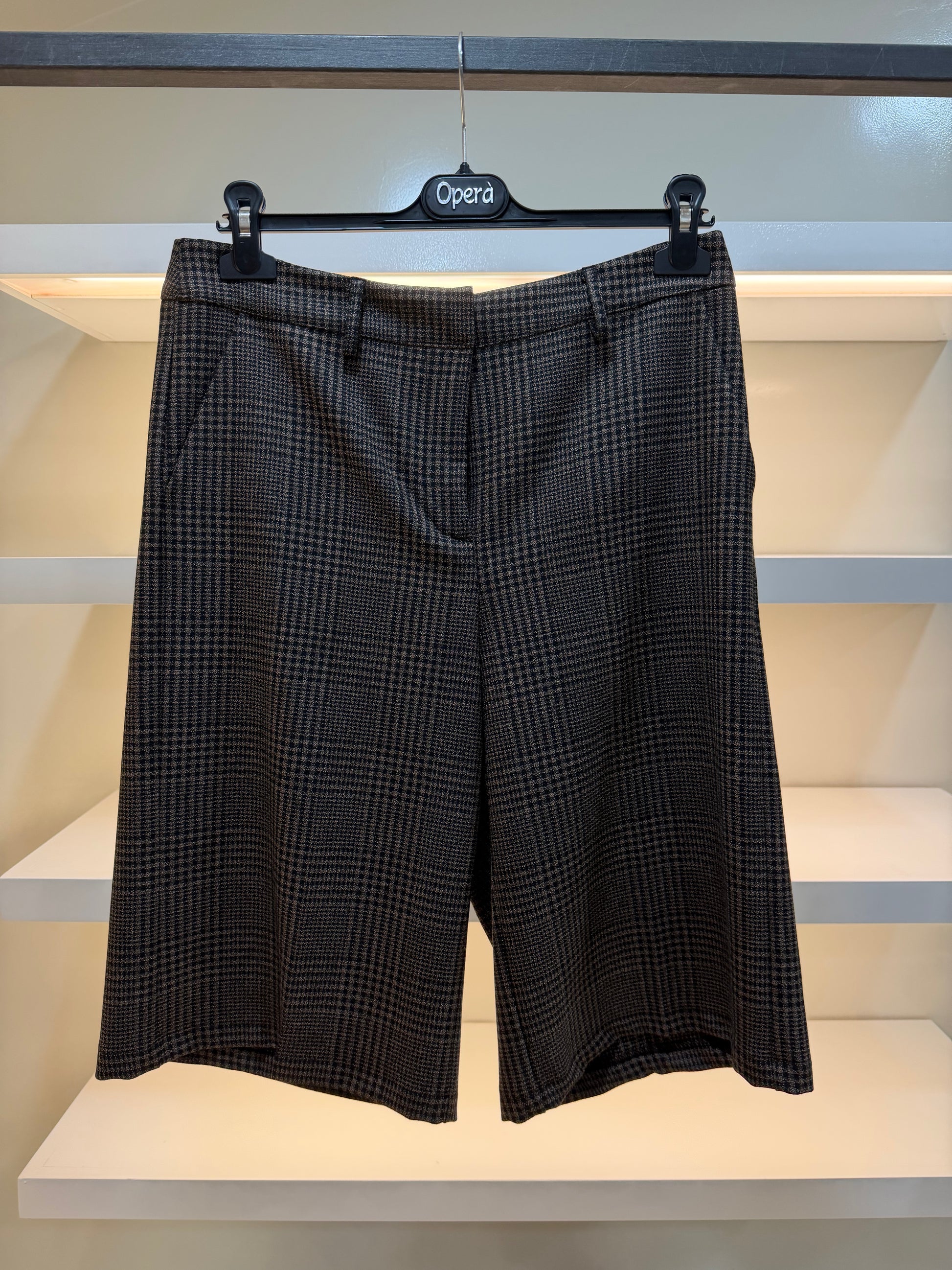 Bermuda Galles - Malerba Showroom