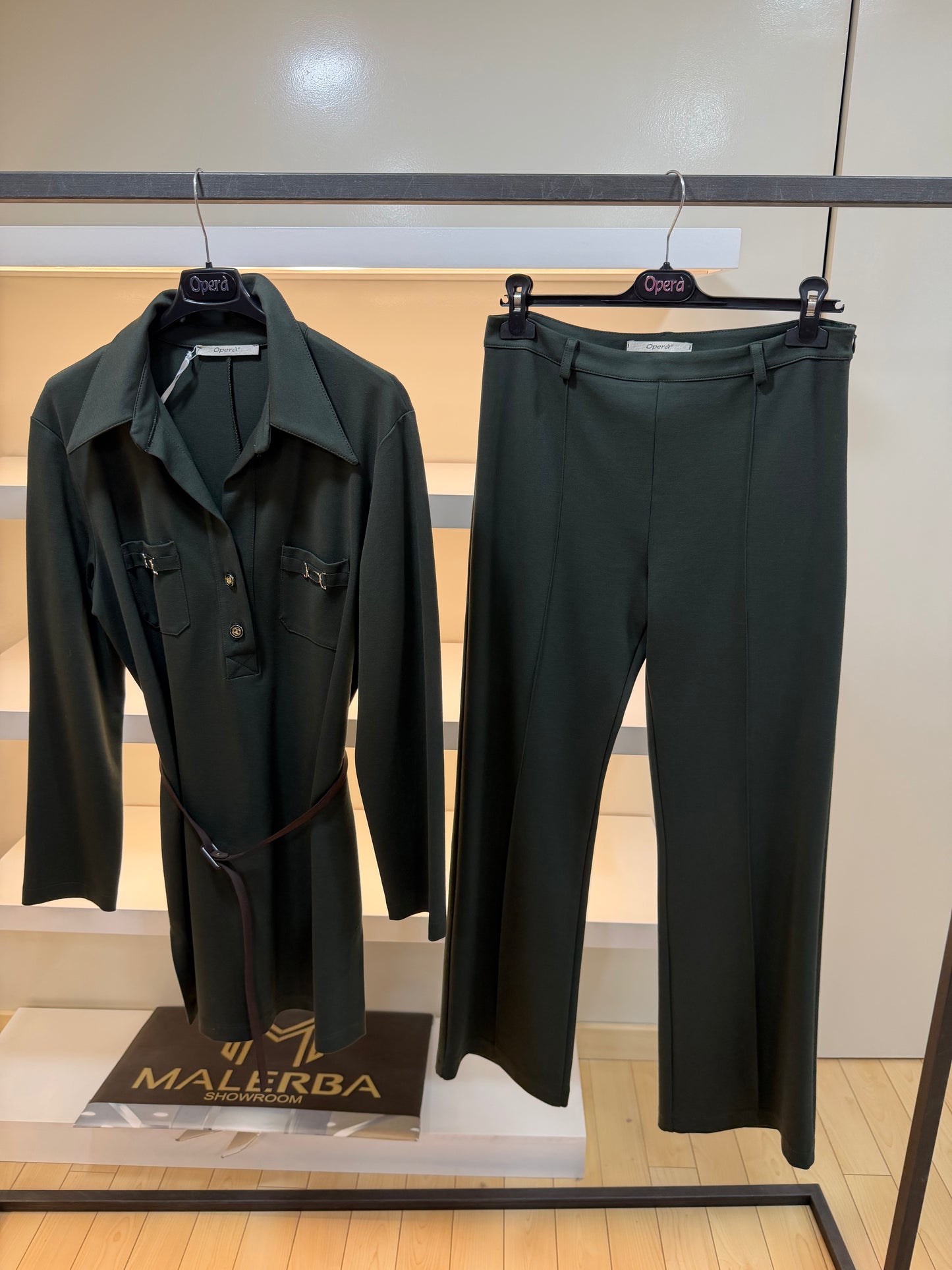 Completo Verde Operà - Malerba Showroom