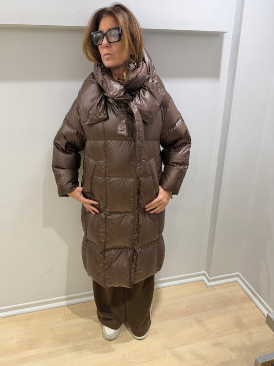 Piumino marrone Vicolo