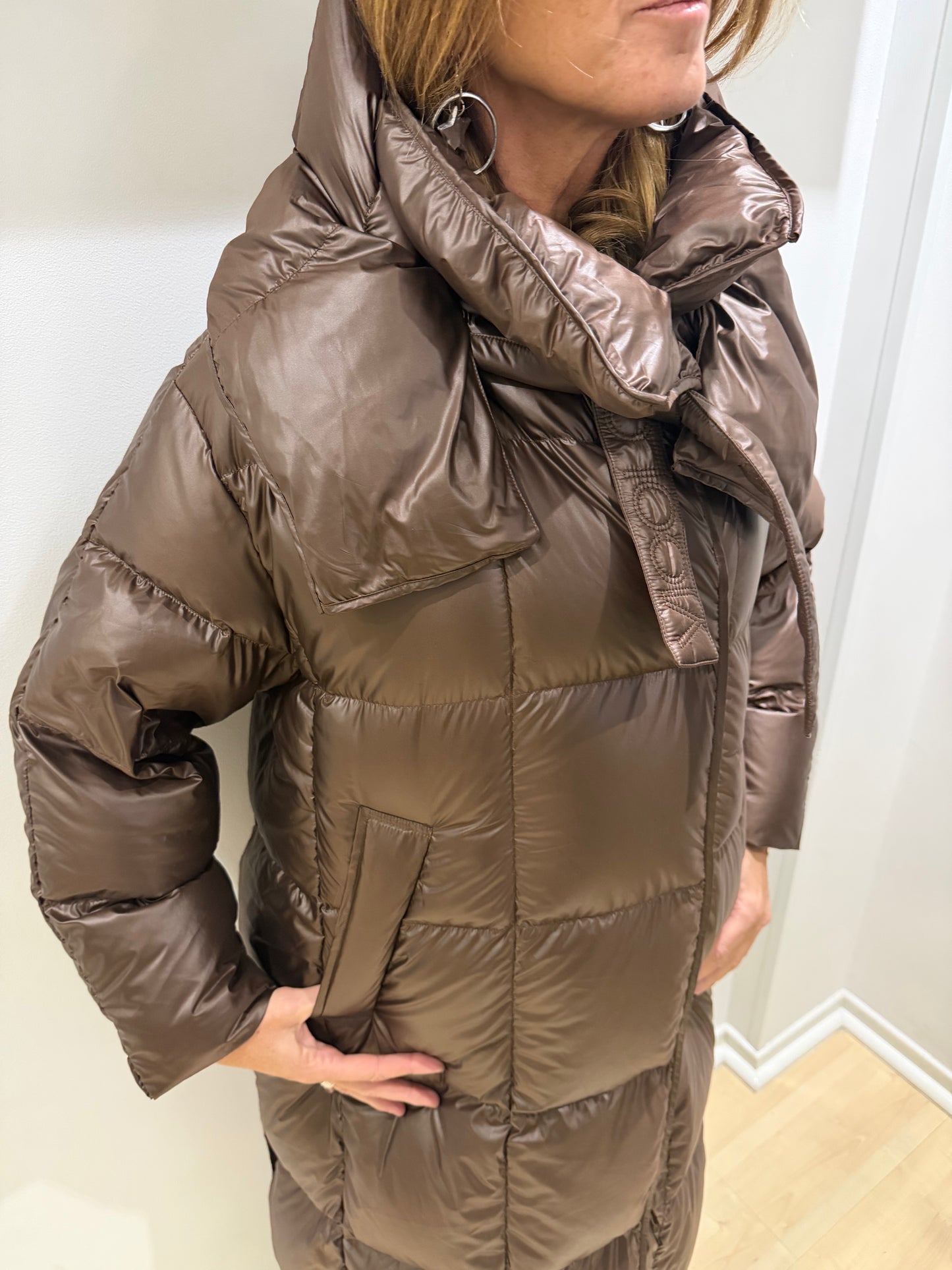 Piumino marrone Vicolo