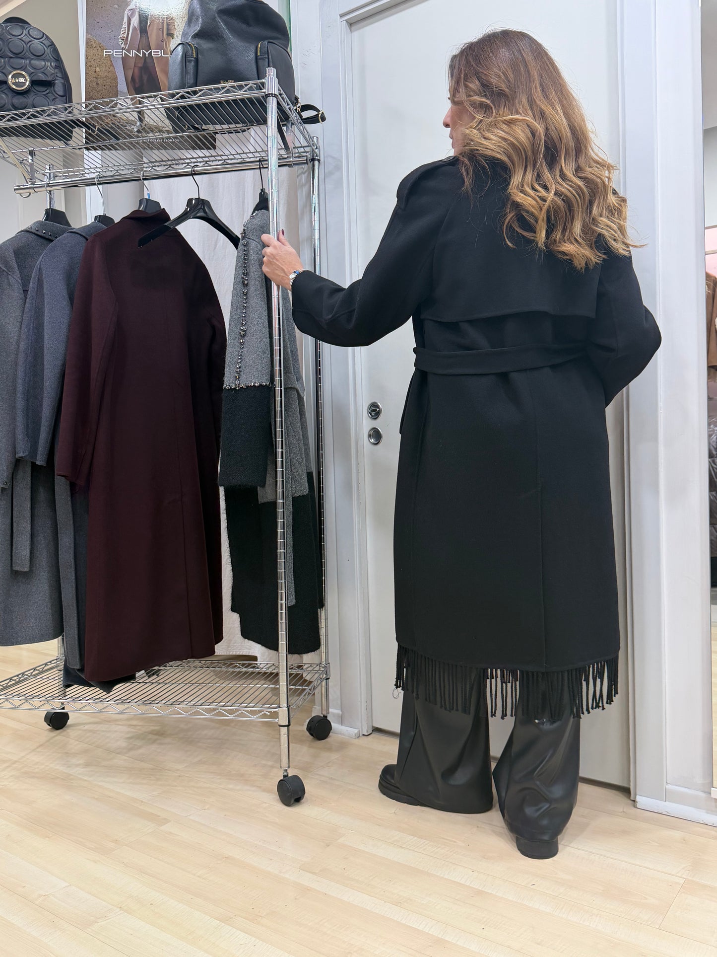 Cappotto nero Vicolo