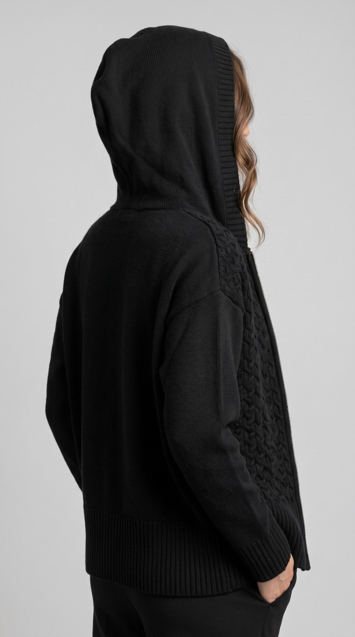Cardigan Giulia Valli in maglia con cerniera e cappuccio - Malerba Showroom